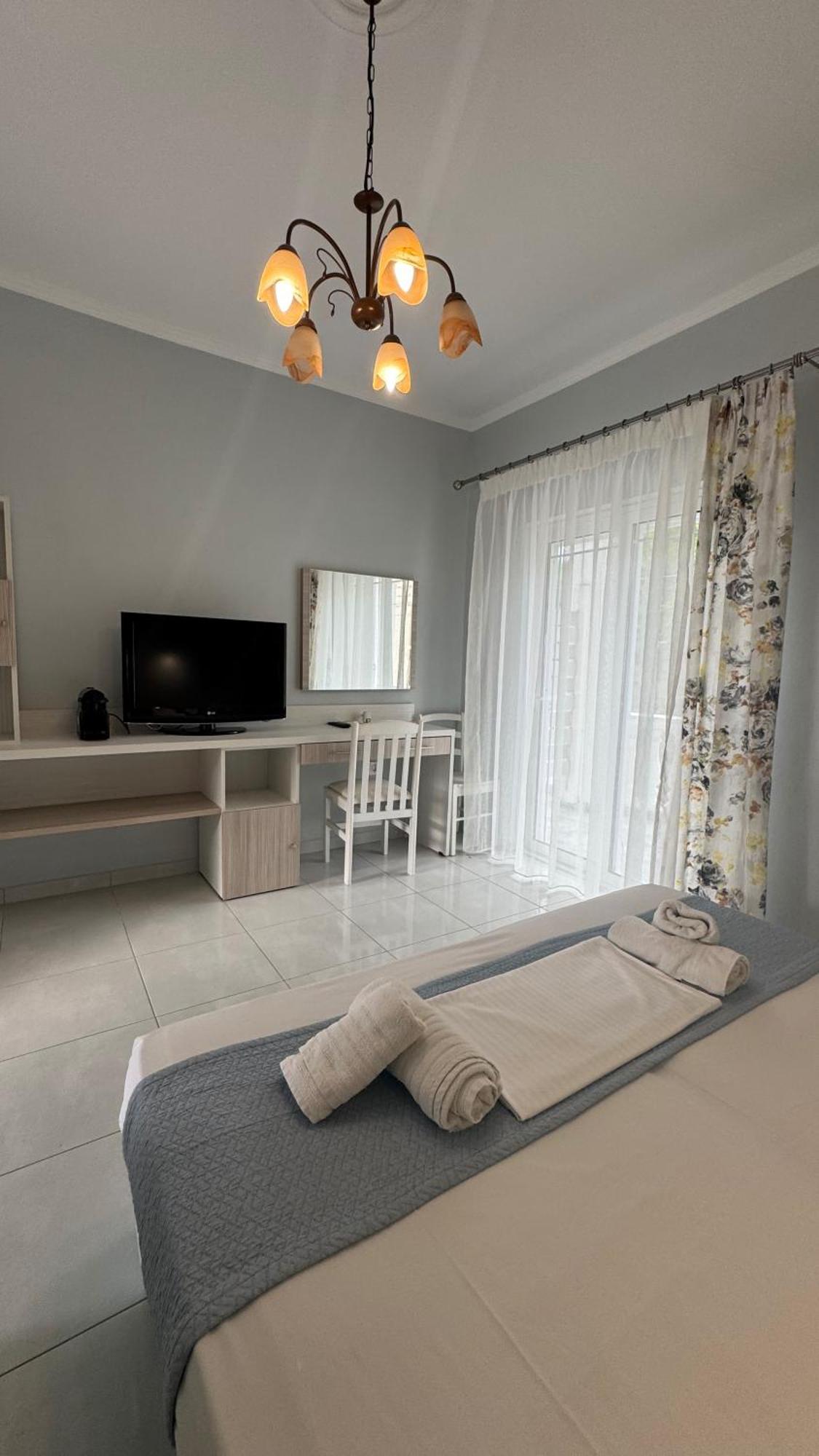 Diaporos Hotel Vourvourou Ngoại thất bức ảnh